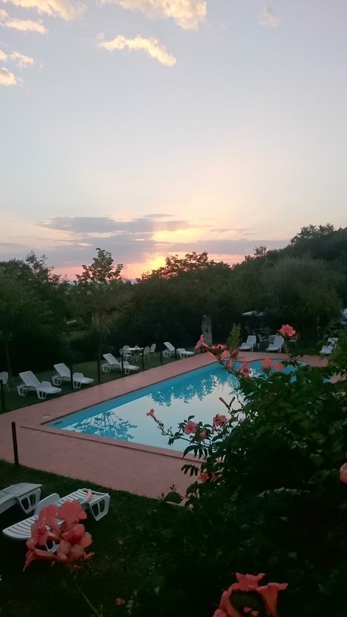 Locanda Delle Noci Perugia Buitenkant foto